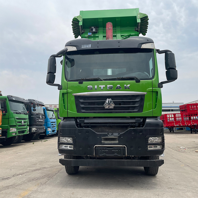 sitrak dump truck