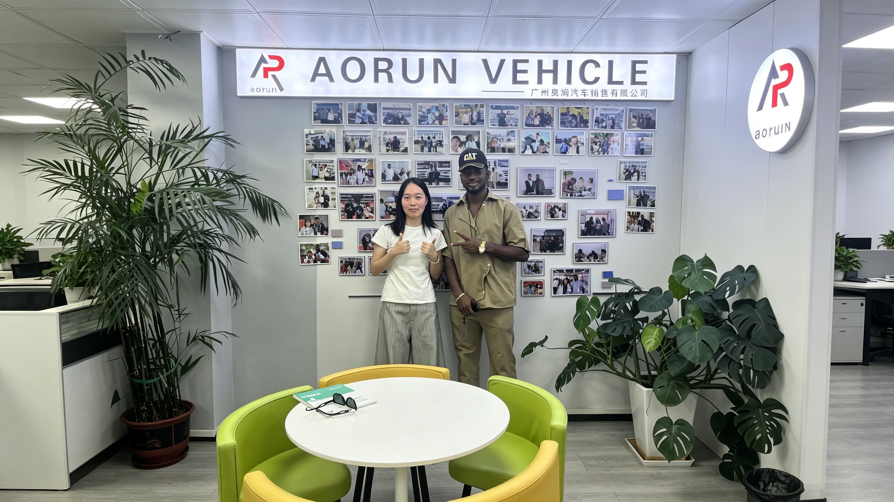 Guinea Client Visits Aorun Guangzhou Office to Negotiate SINOTRUK HOWO 6x4 Dump Truck Order Guinea Client Visits Aorun Guangzhou Office to Negotiate SINOTRUK HOWO 6x4 Dump Truck Order
