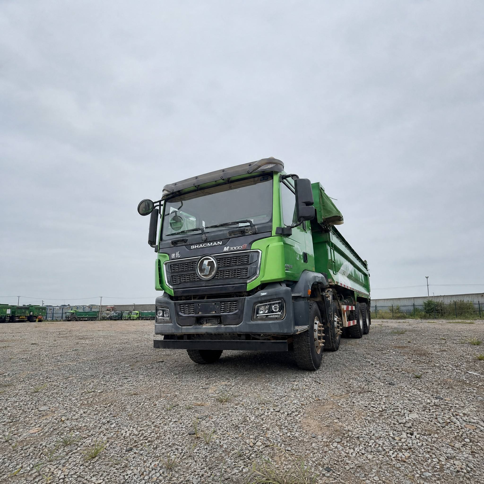 China VI SHACMAN M3000 8x4 Dump Truck