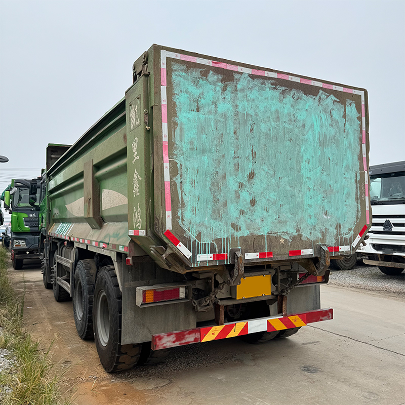 China VI SHACMAN X5000 8x4 Heavy-Duty Dump Truck
