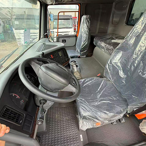 cross-border long-haul logistic tractor