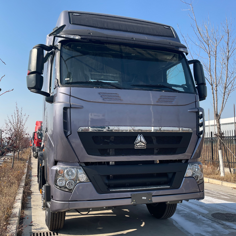 SINOTRUK HOWO T7H New 6x4 Tractor Truck Specifications
