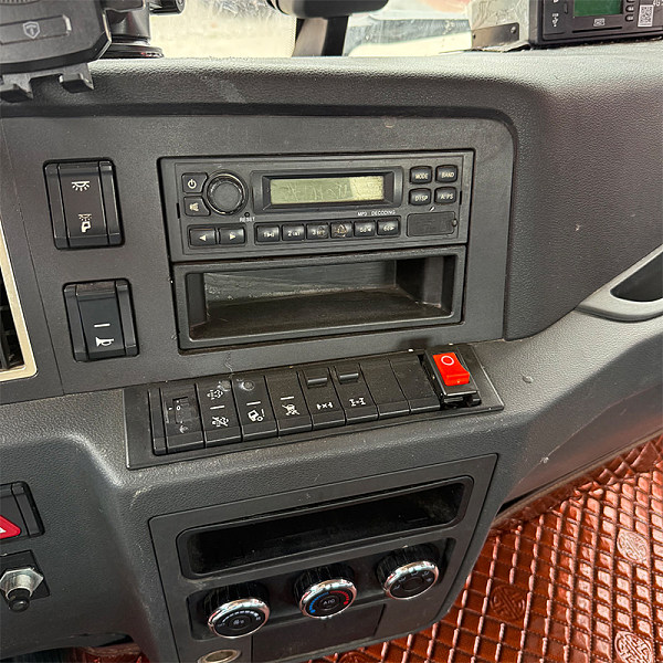 Shacman M3000 truck head export ready