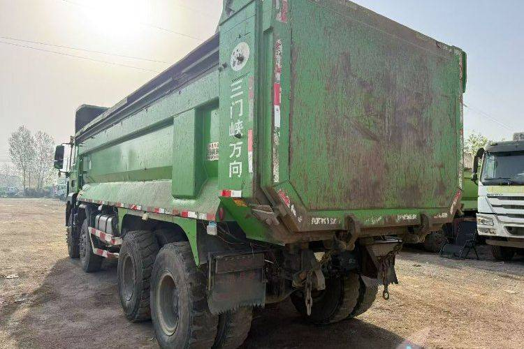 دلونغ M3000S الإصدار القياسي للإنشاءات الحضرية 430hp 8x4 6.8m شاحنة قلابة