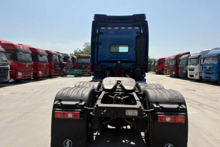 Delong X3000 Versão leve 440hp 6x4 Cavalo mecânico