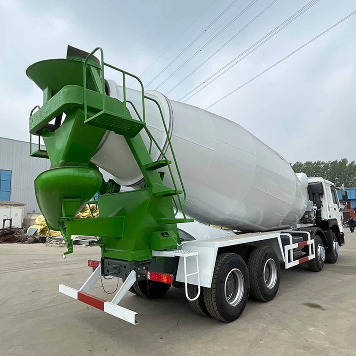 Howo 371 8x4 Concrete Cement Mixer Truck