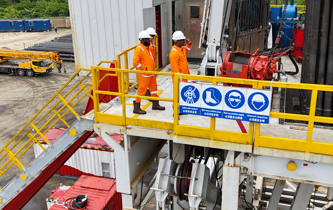 Maintenance and overhaul of drilling and workover equipment_07