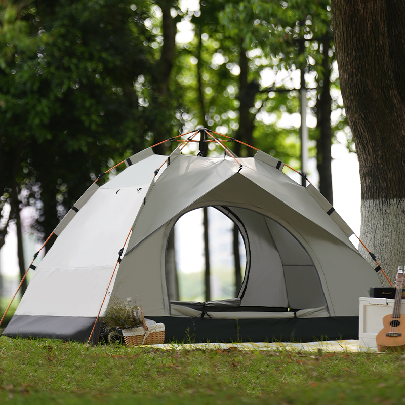 High Quality Double Layer Easy Storage Travel Tent For Hiking