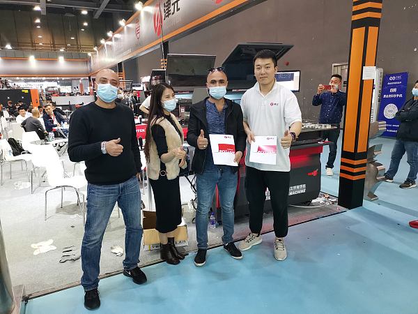 Foto de grupo de Tsumoto (19)