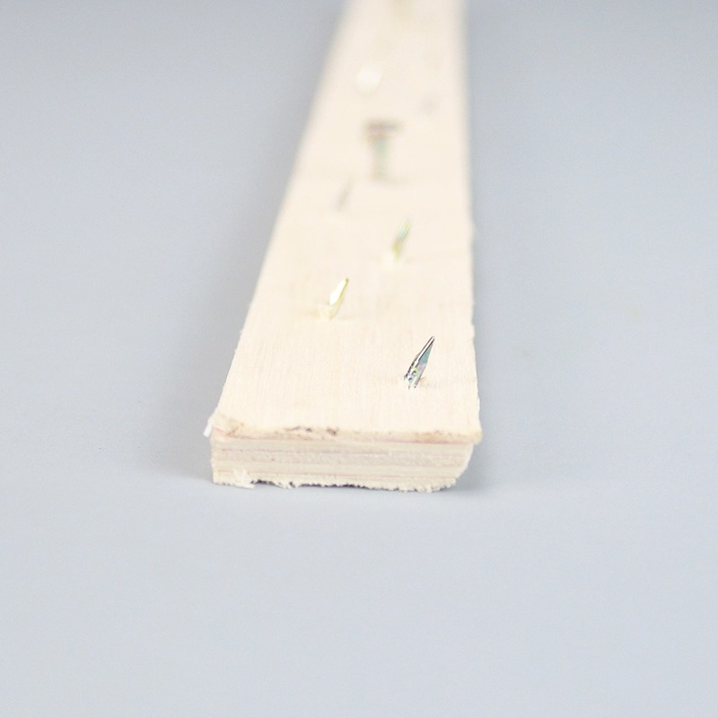 Regular Carpet Tack Strip Pre-Nailed Elasticel (1 1/4