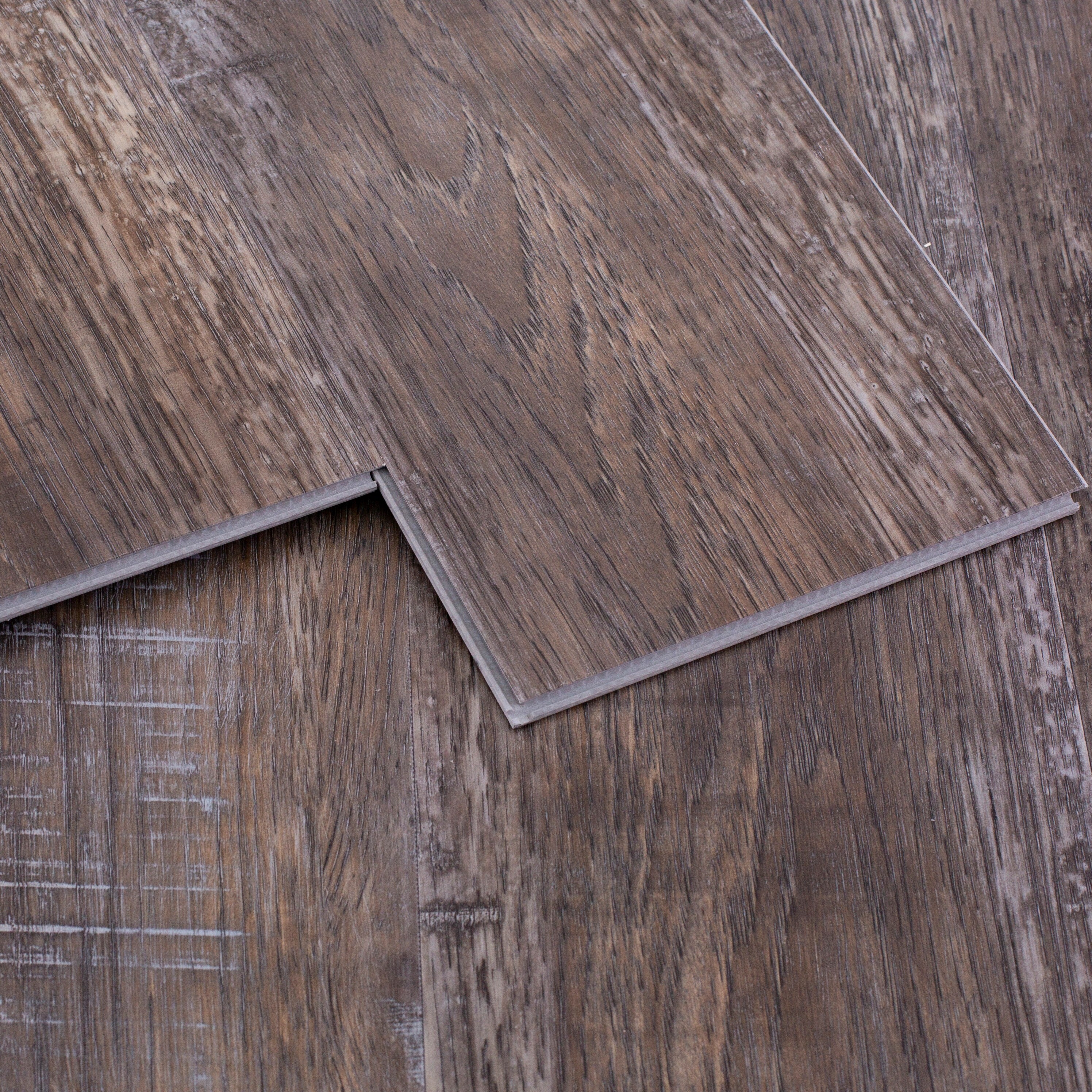 Exactly How to Clean Plastic Floors in 4 Easy Steps