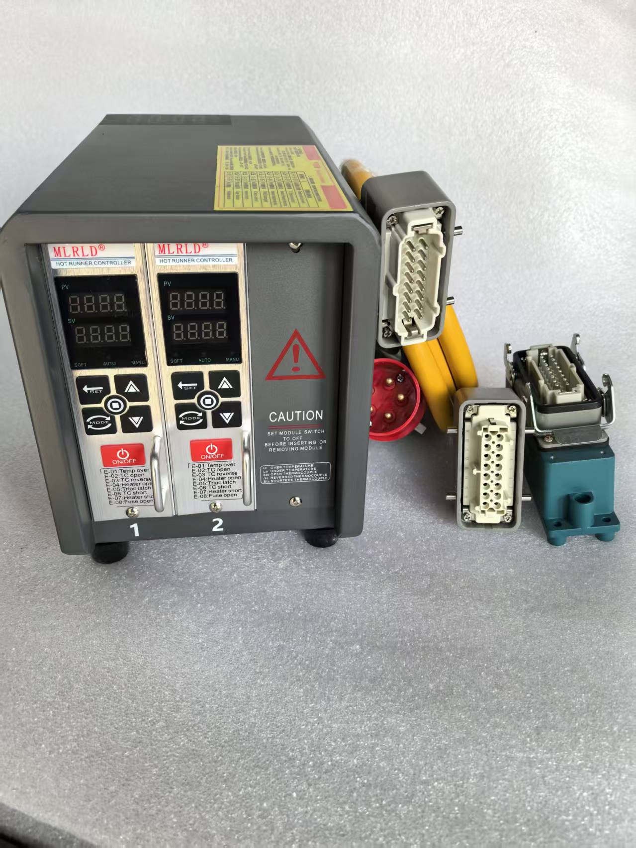 Two sets of temperature control boxes