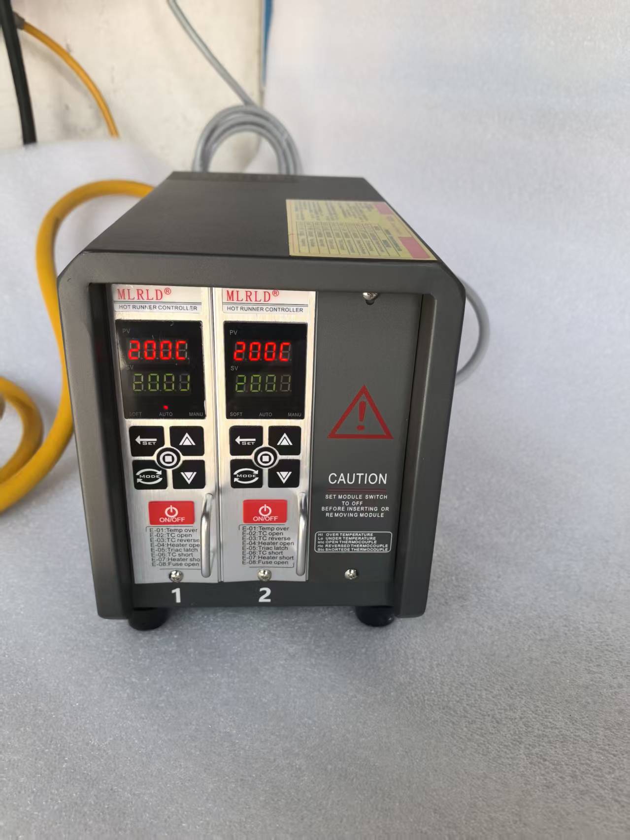 Two sets of temperature control boxes