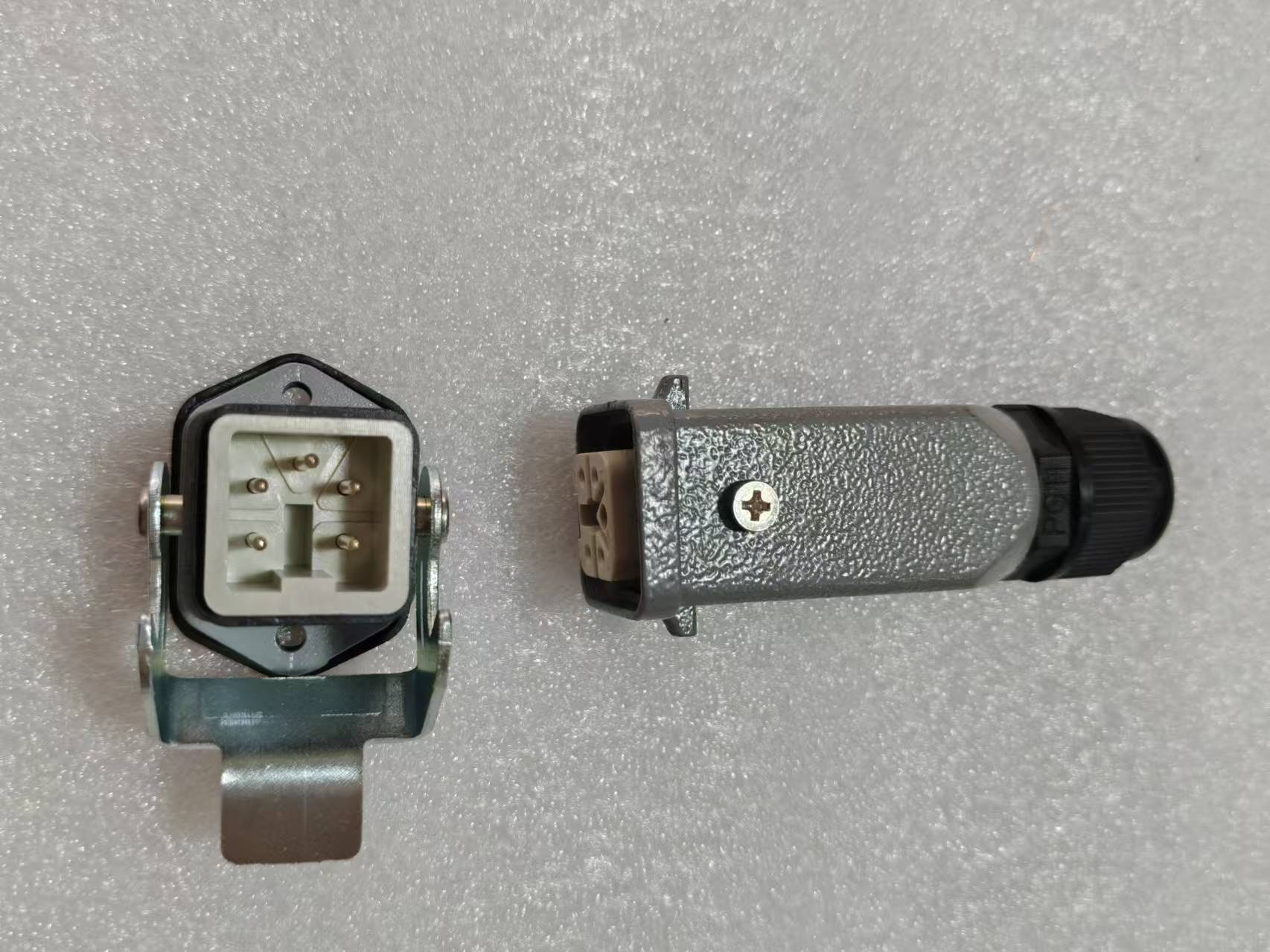 ML-24P Heavy duty connector 