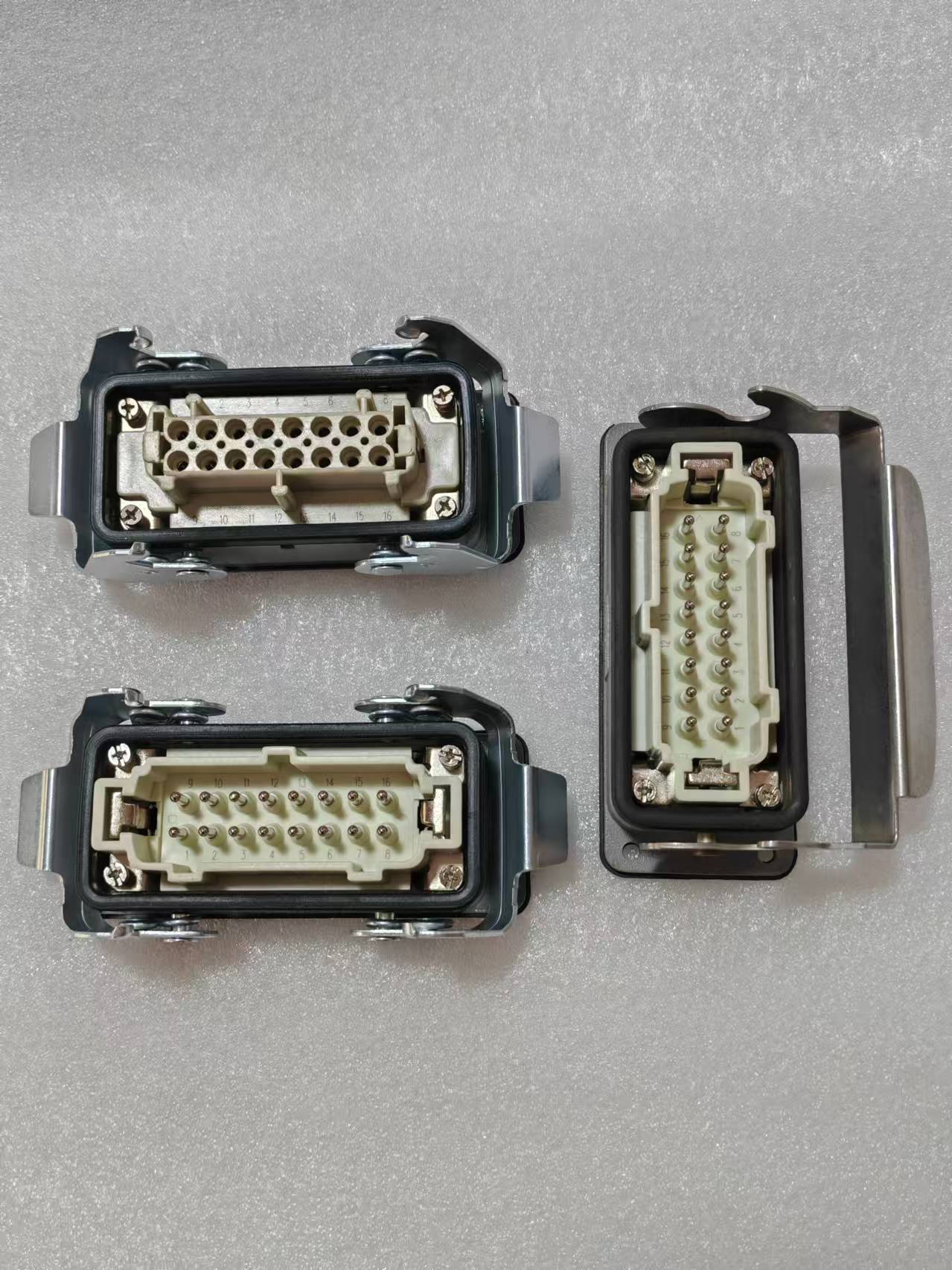 ML-16P Heavy duty connector 