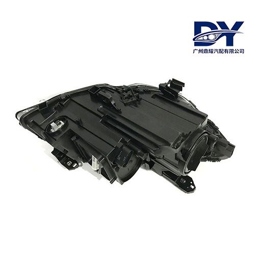 Factory Direct Sales Are Suitable for the New CLA Headlight Car Assembly LED 200 220 260 W117 Headlight Car Led From 2014