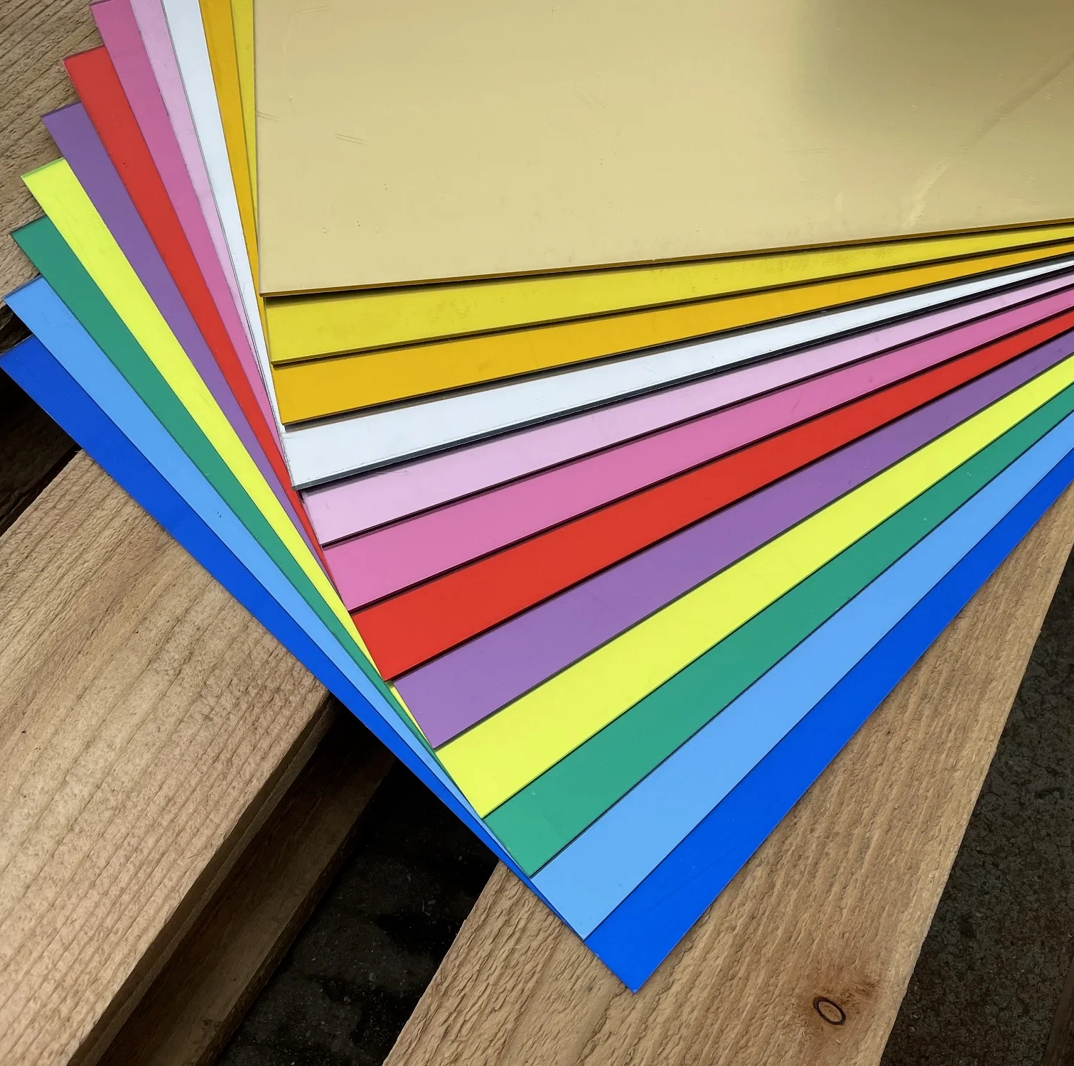 2 mm mirror acrylic plexiglass plate