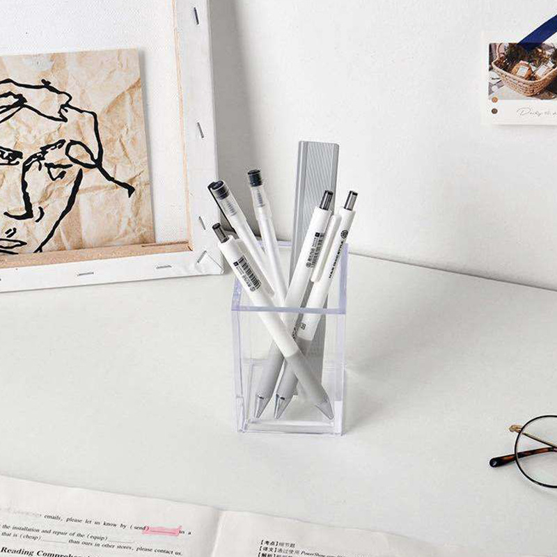 Customized Acrylic Pen Holder