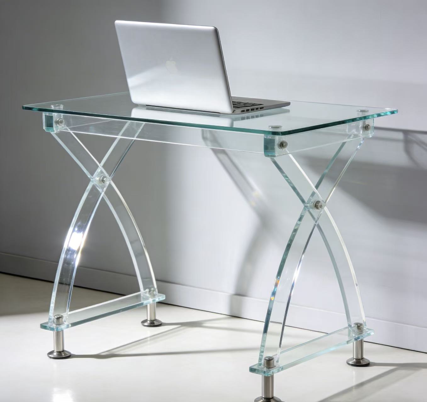 Acrylic Computer Desk, the Savior of Small Spaces