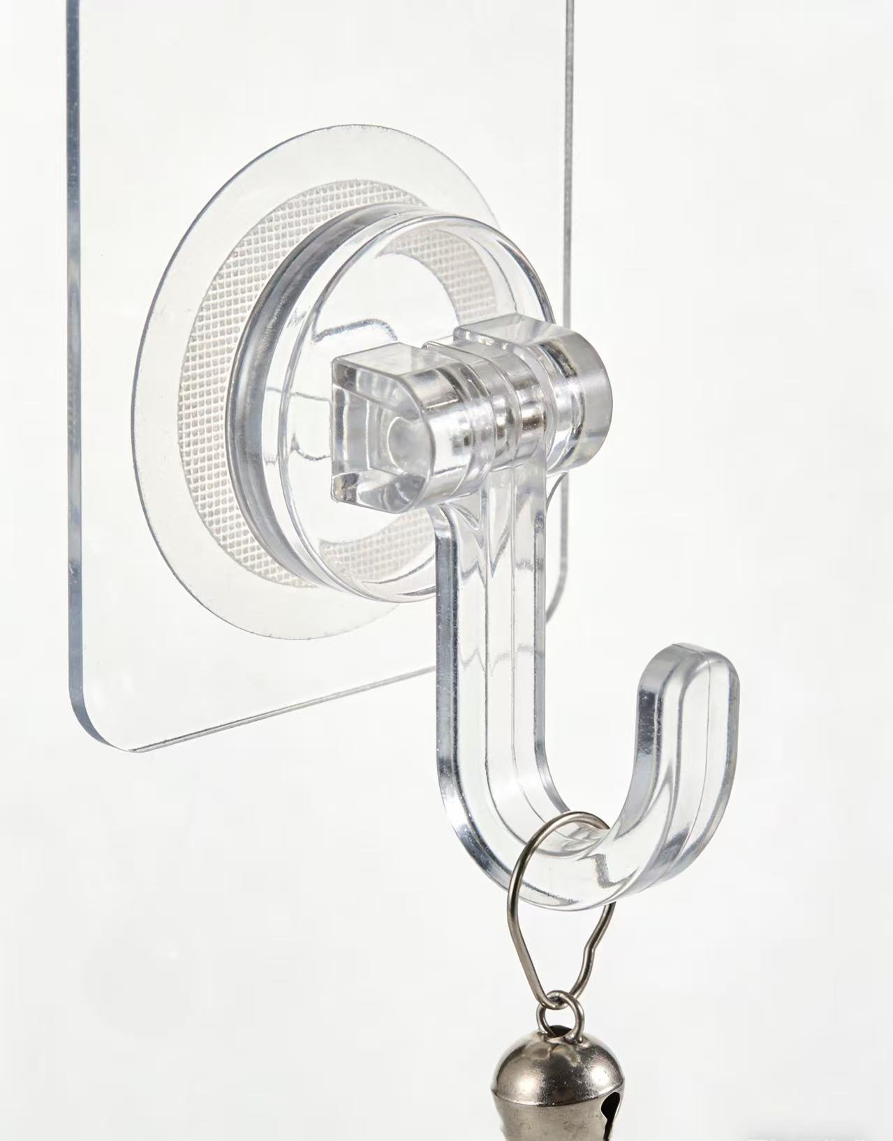 Bathroom Design Inspiration! Transparent Hangers Make Small Spaces Look 10 Times Larger