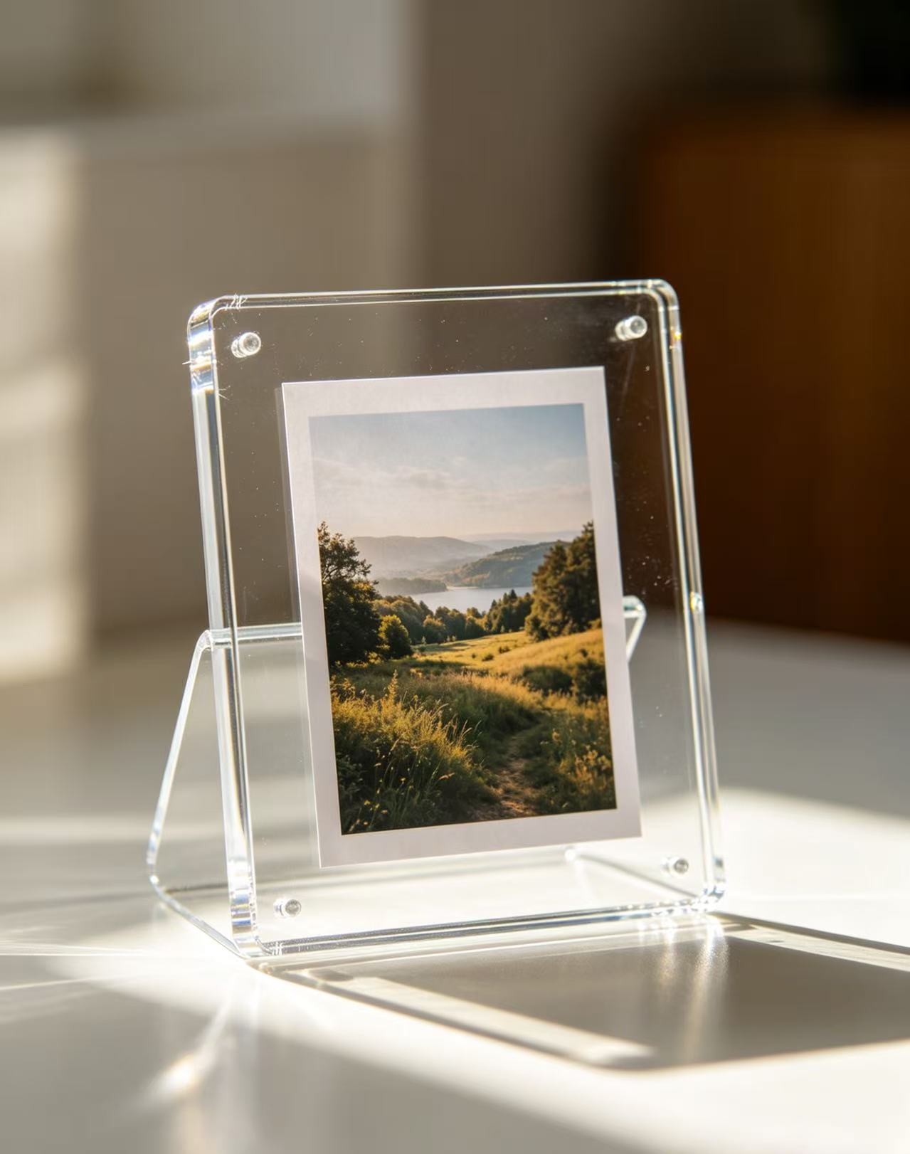 Within the high-transparency frame lies the warmth of time