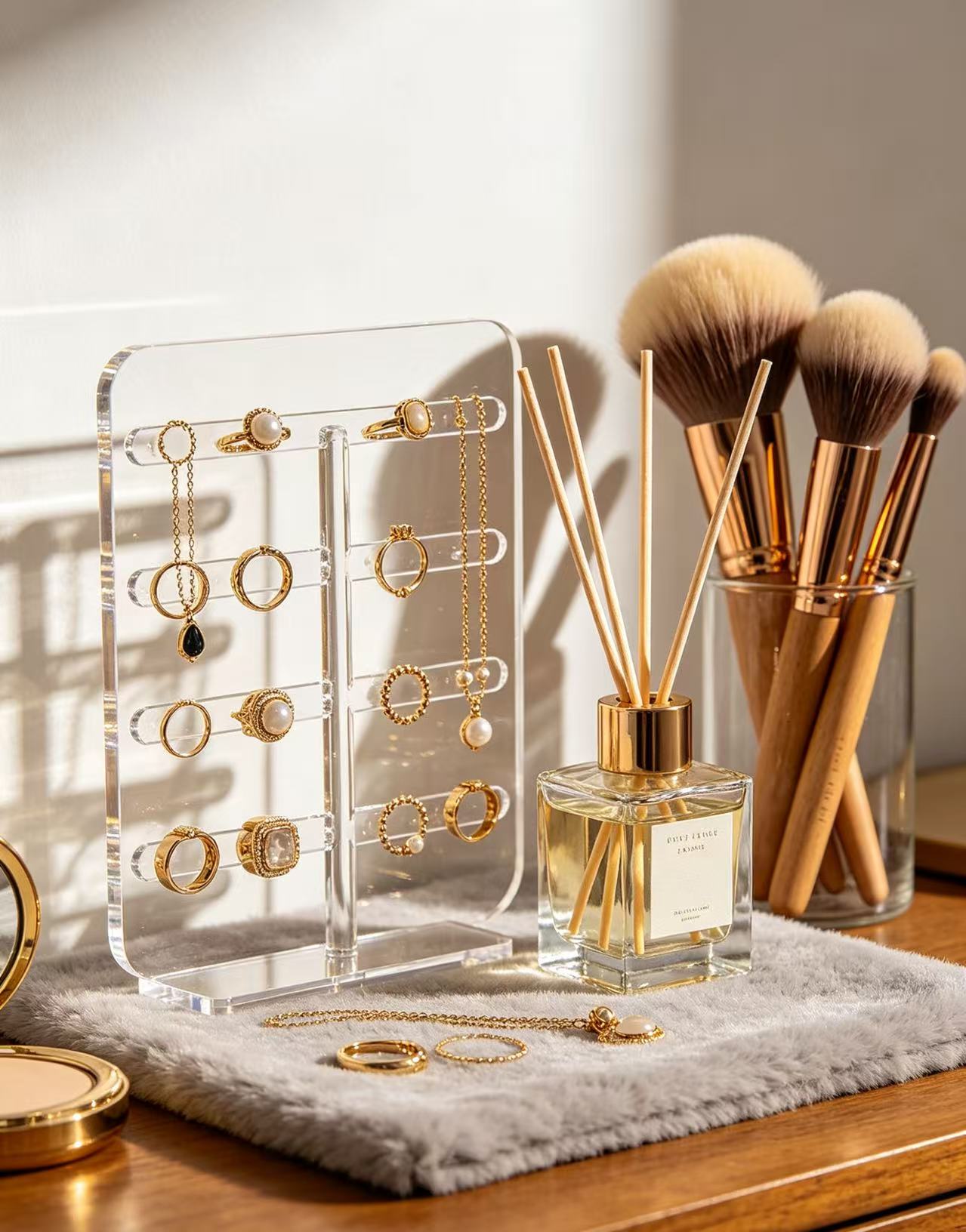 Storing Treasures on the Table: The Refined Ritual of Jewelry