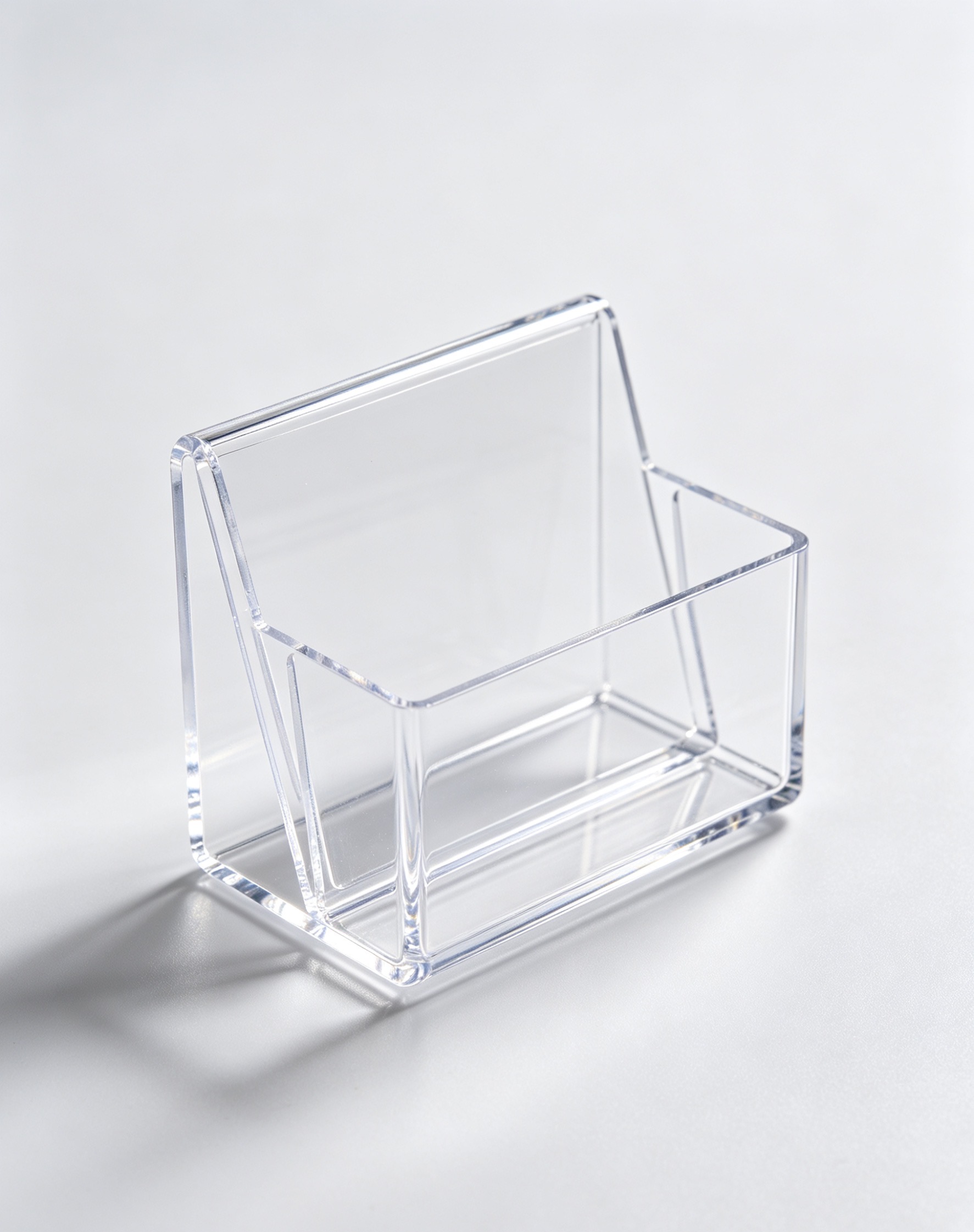Customized acrylic groove: selected materials and premium products for optimal performance
