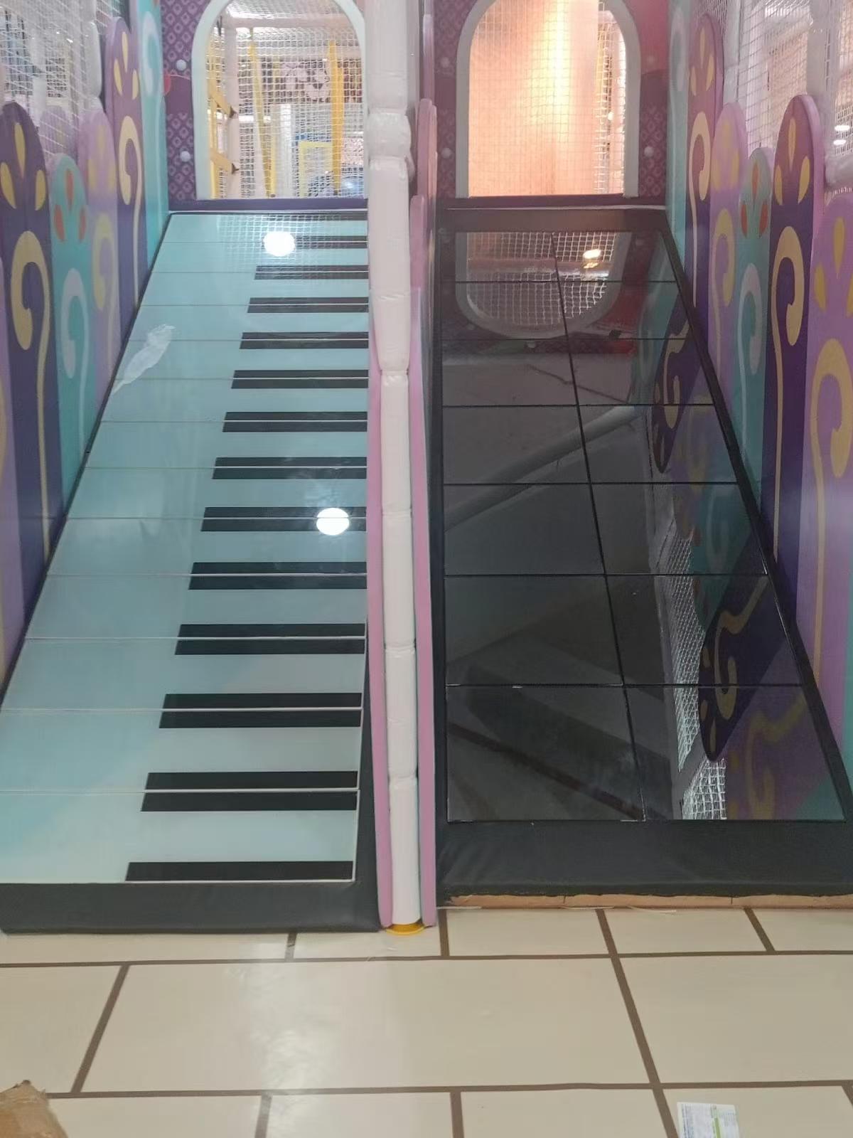 Piano lamp