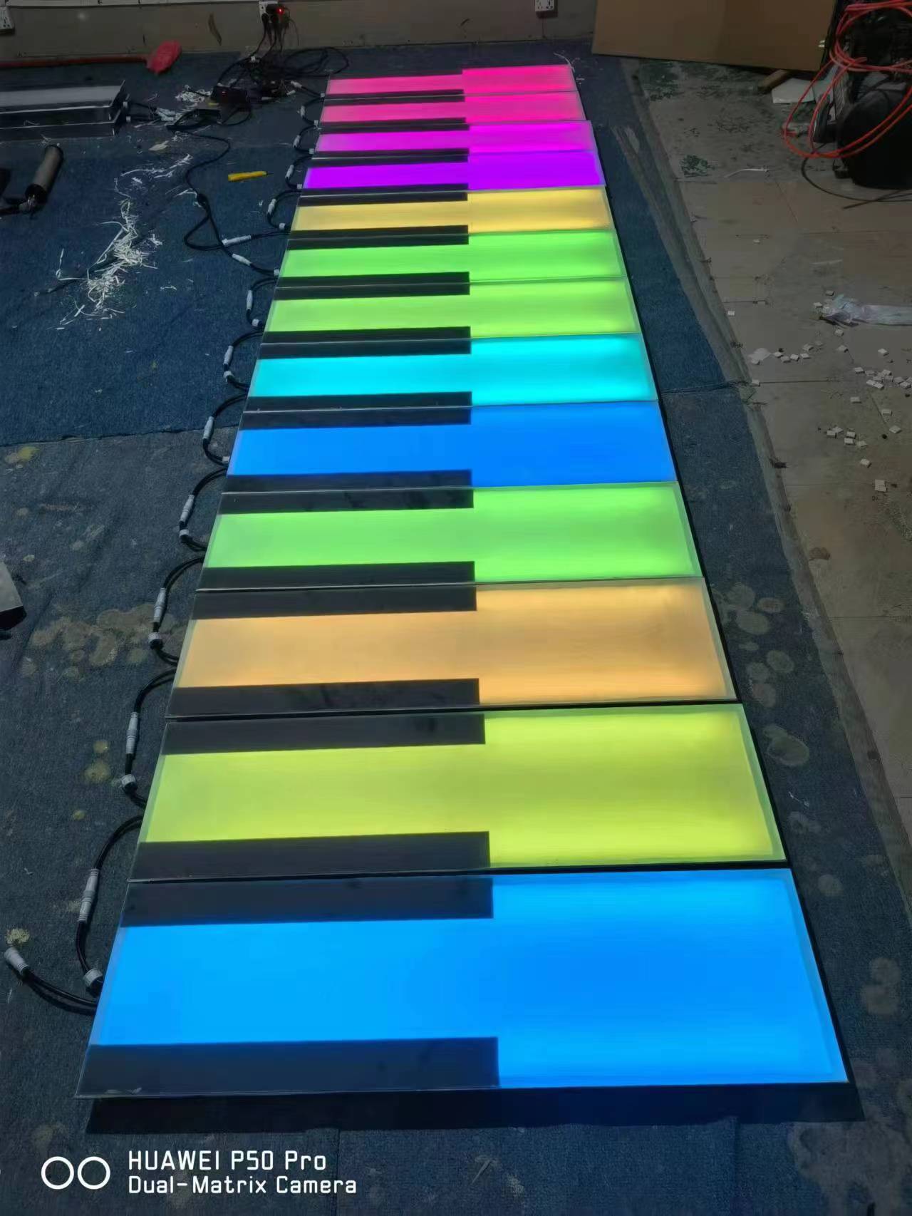 Piano lamp