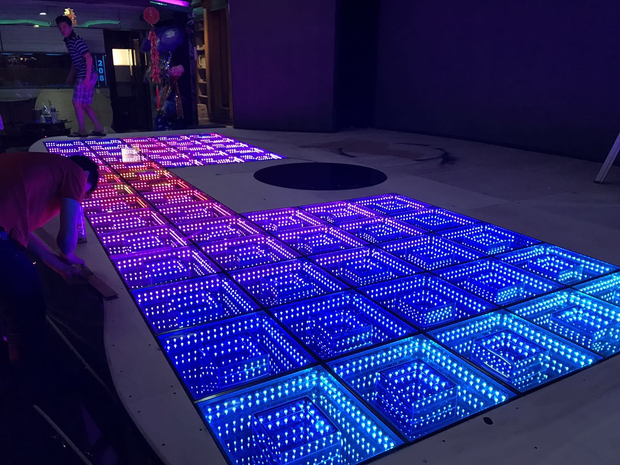 Double 3D LED Dance Floor – Nested Infinity Mirror Design