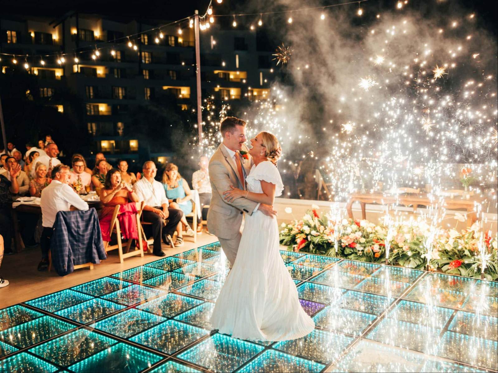 3D-starlight-dance-floor-wedding-Rooftop