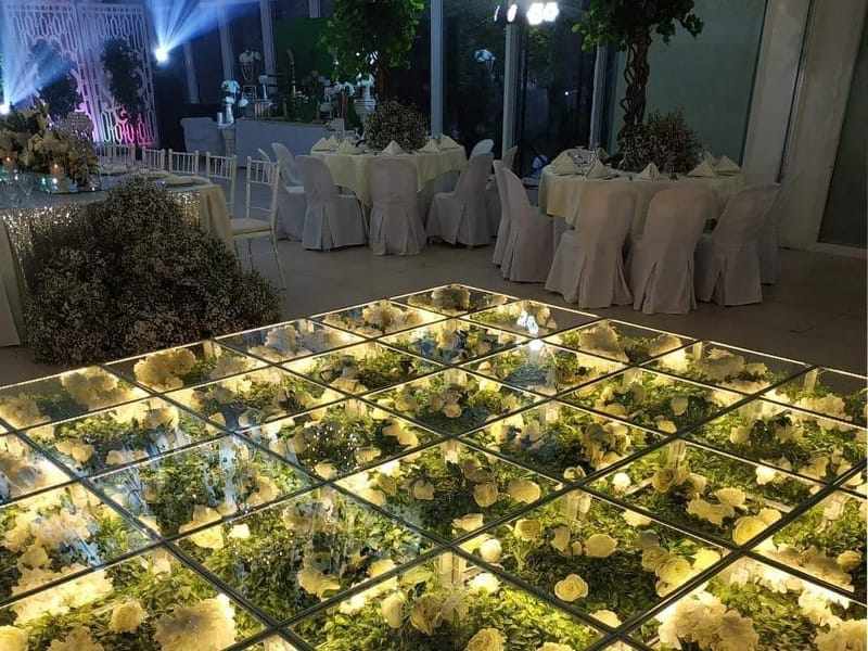 floral-led-dance-floor-wedding-5-1