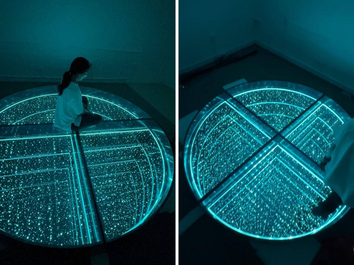 Custom-designed-circular-starry-sky-dance-floor