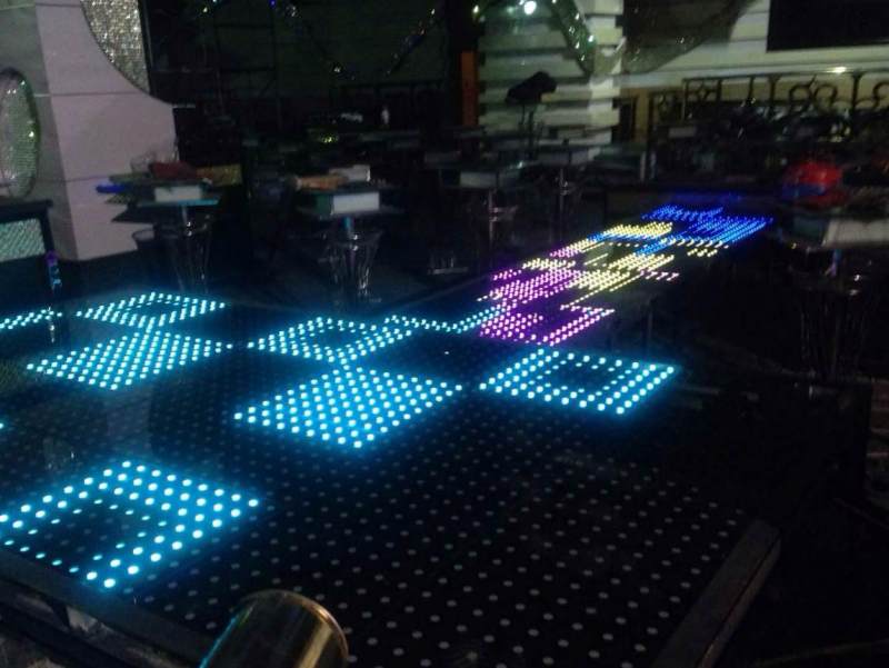 Pixel-nightclub-dance-floor