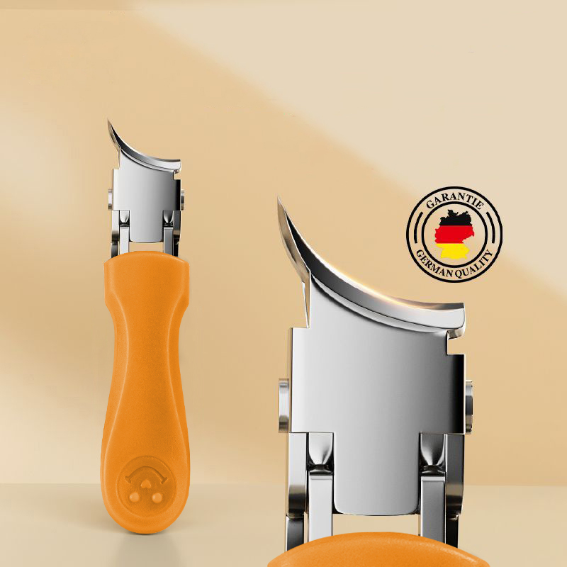 The pointed nail clippers can trim the nail groove