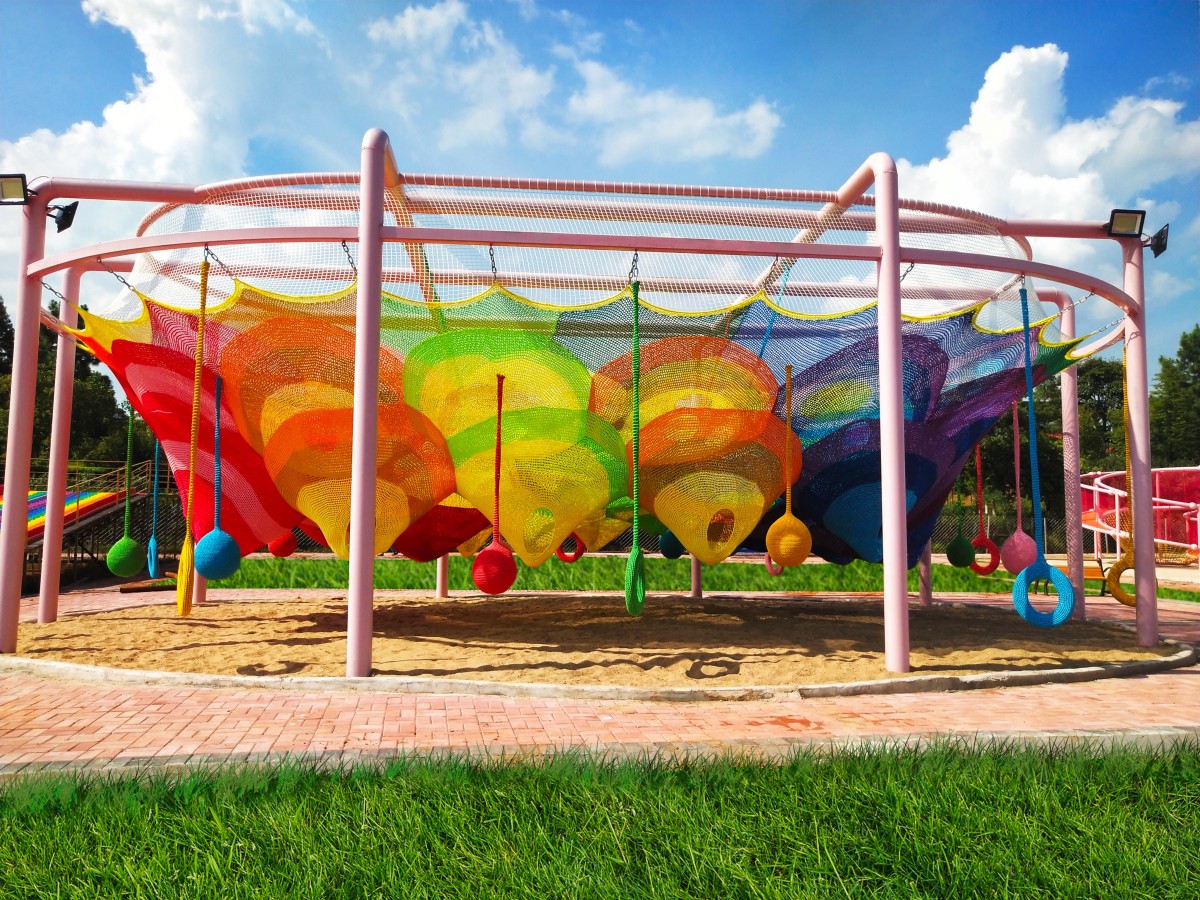 custom-honeycomb-rainbow-rope-net custom-honeycomb-rainbow-rope-net