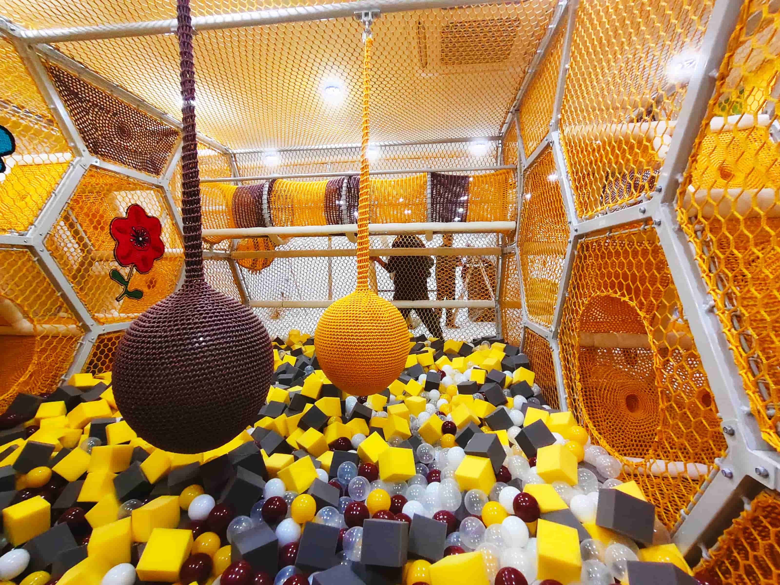 Soft Indoor Honeycomb Climbing Nets Soft Indoor Honeycomb Climbing Nets