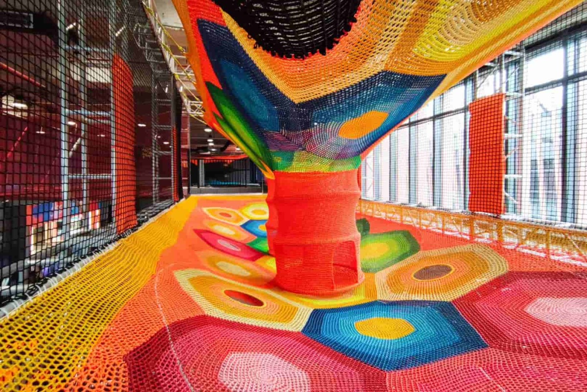 colorful-climbing-net-honeycomb-nets-indoor-trampoline-park colorful-climbing-net-honeycomb-nets-indoor-trampoline-park