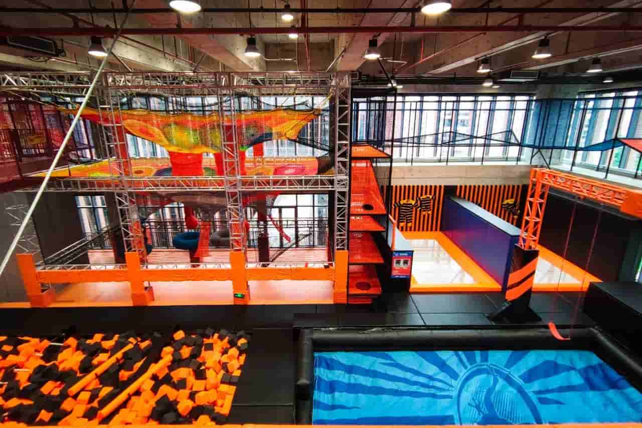 American-Style Trampoline Sports Park