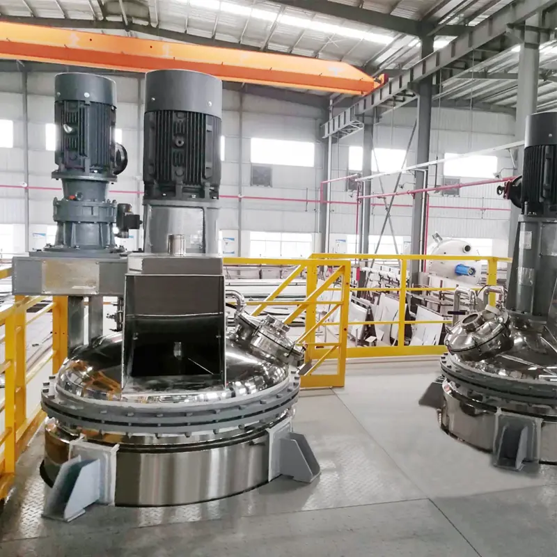 Sleeve-shaft dispersion reactor