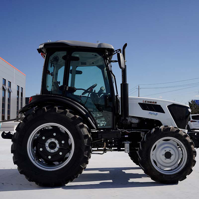 LR904 Tractor