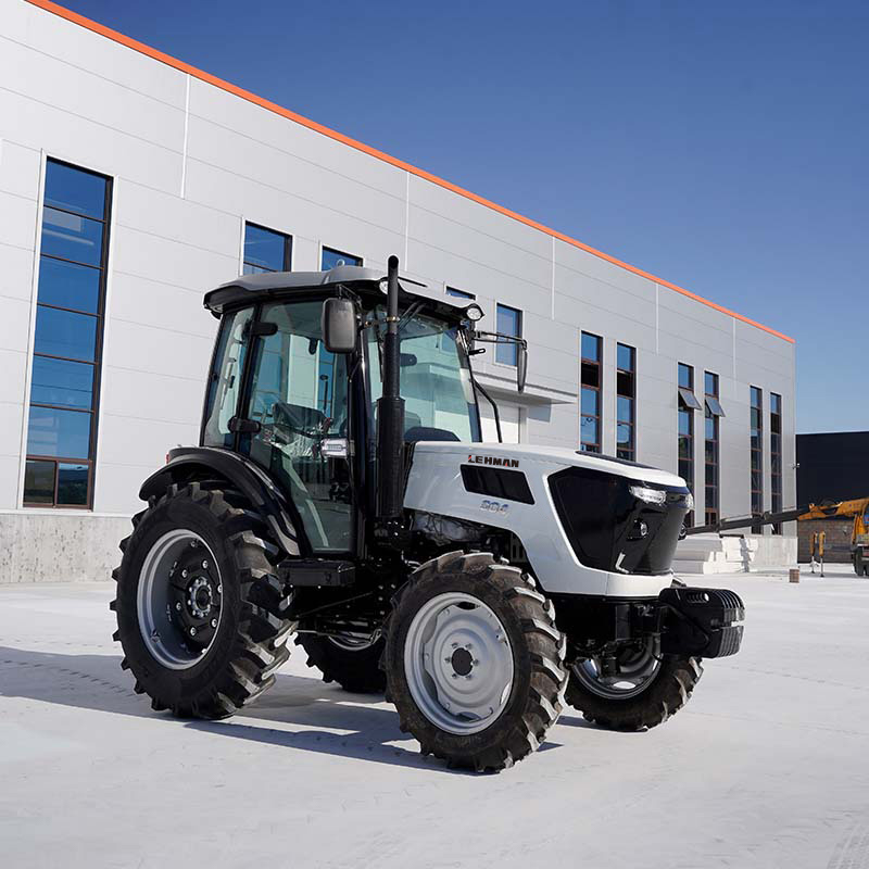 LR904 Tractor