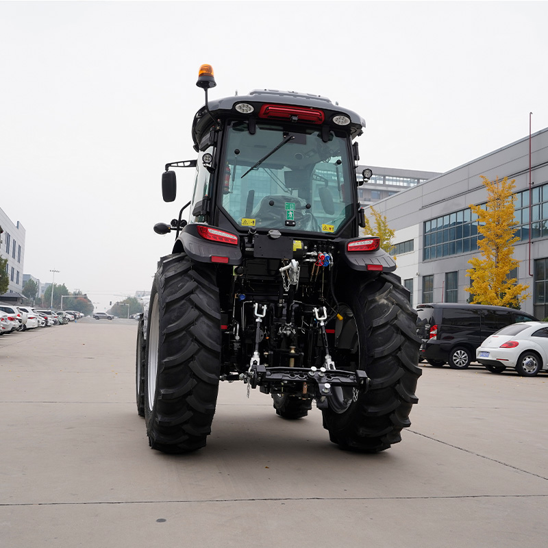 LR954 Tractor
