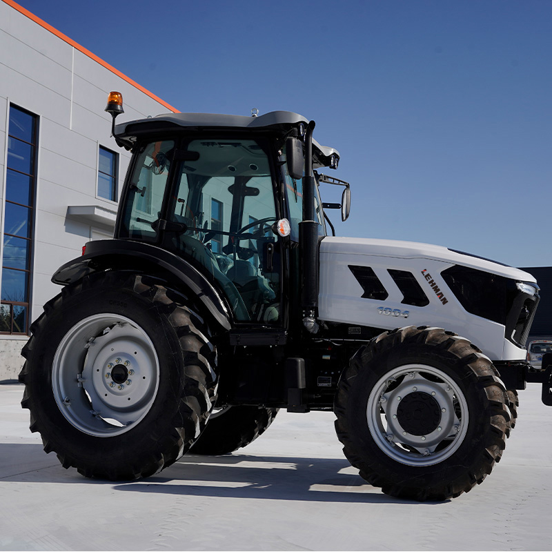 LR1004 Tractor
