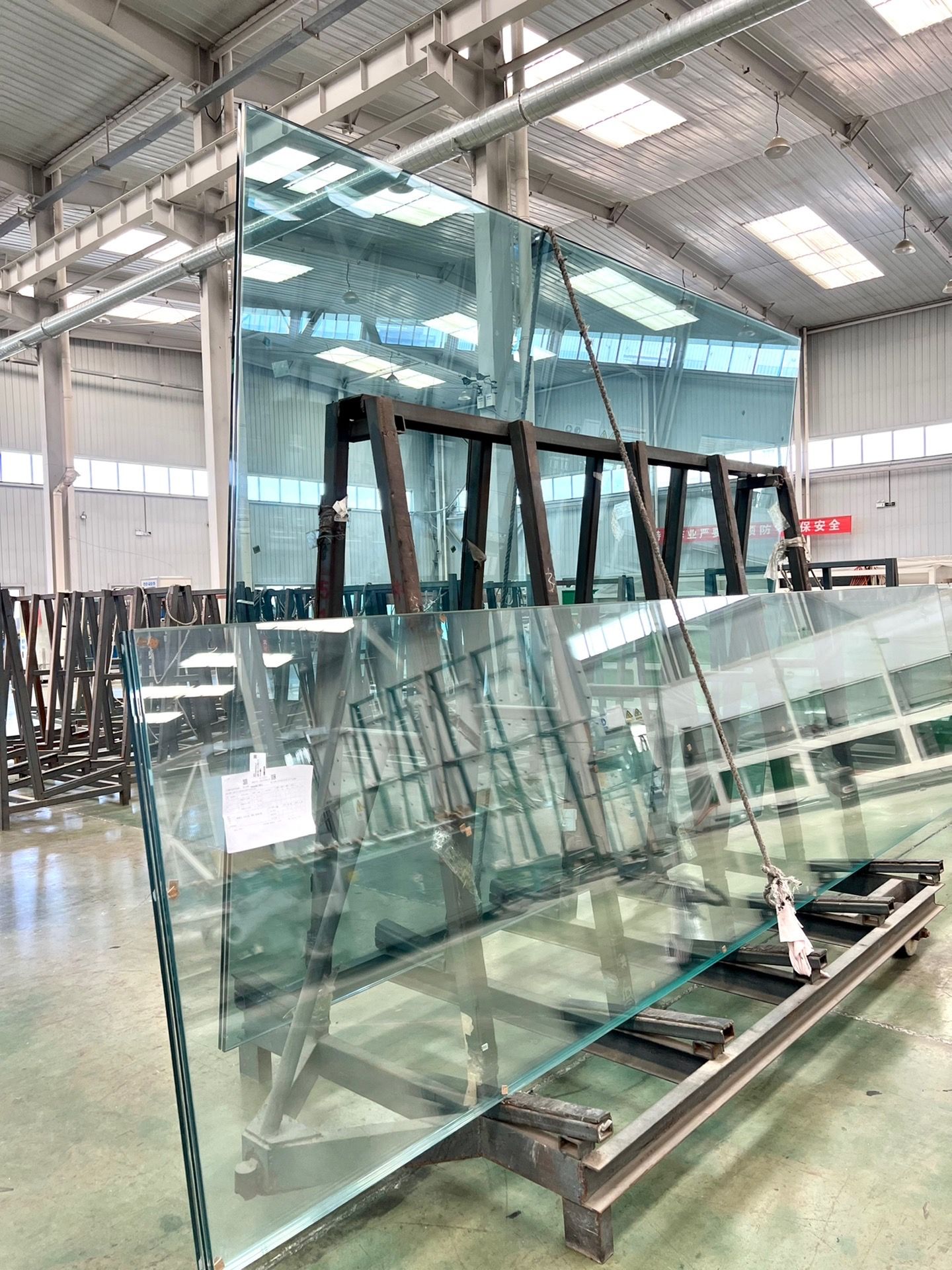 Tempered glass