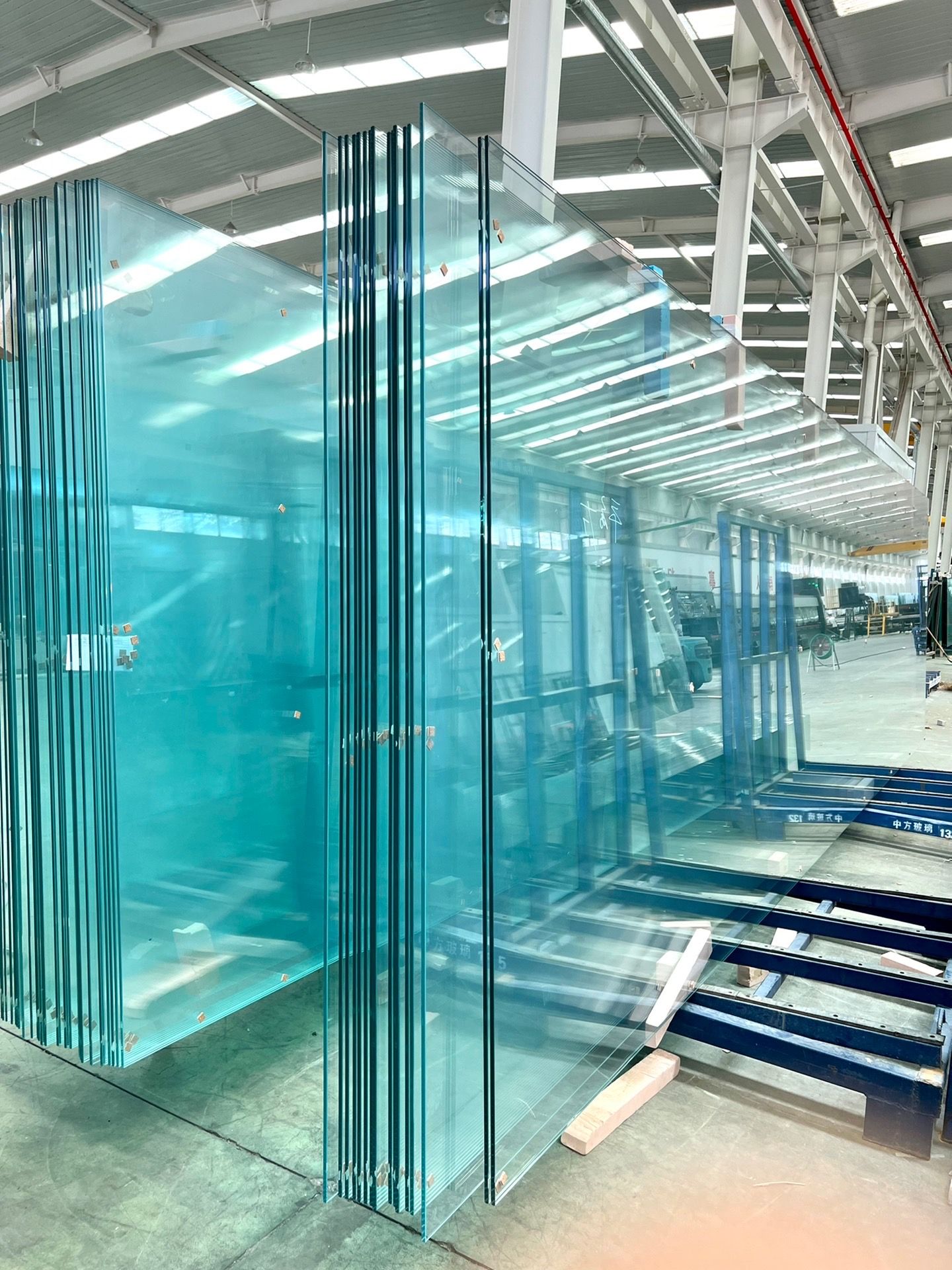Tempered glass