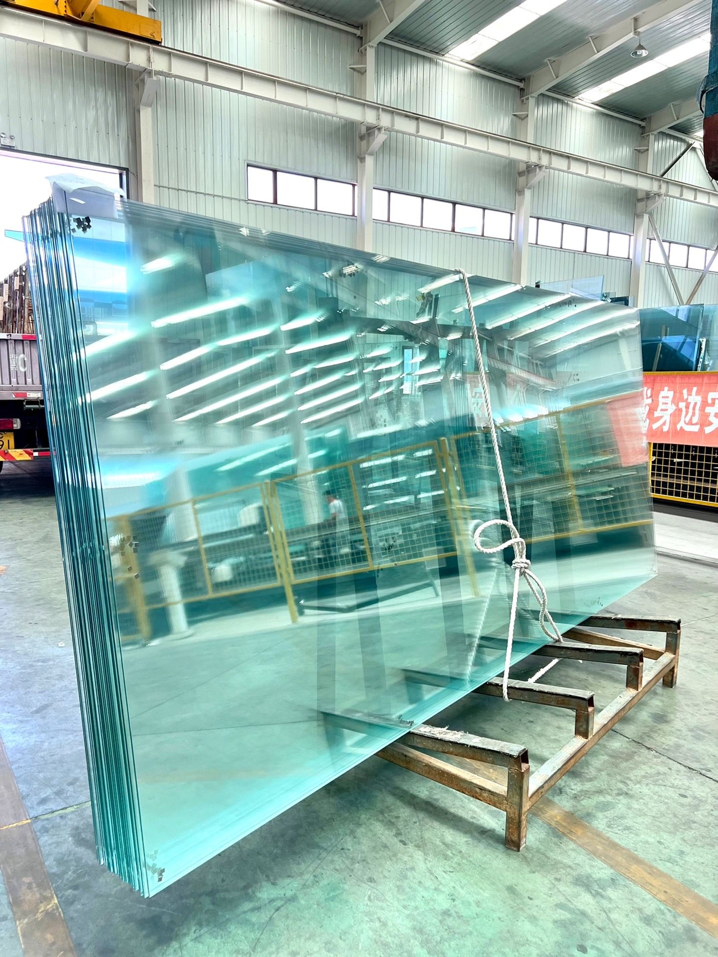 Tempered glass