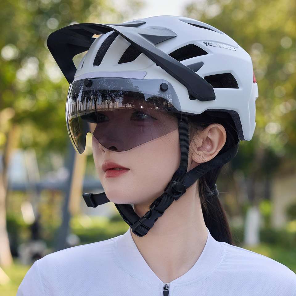 Y168 With Visor+Magnetic Lens+Lights
