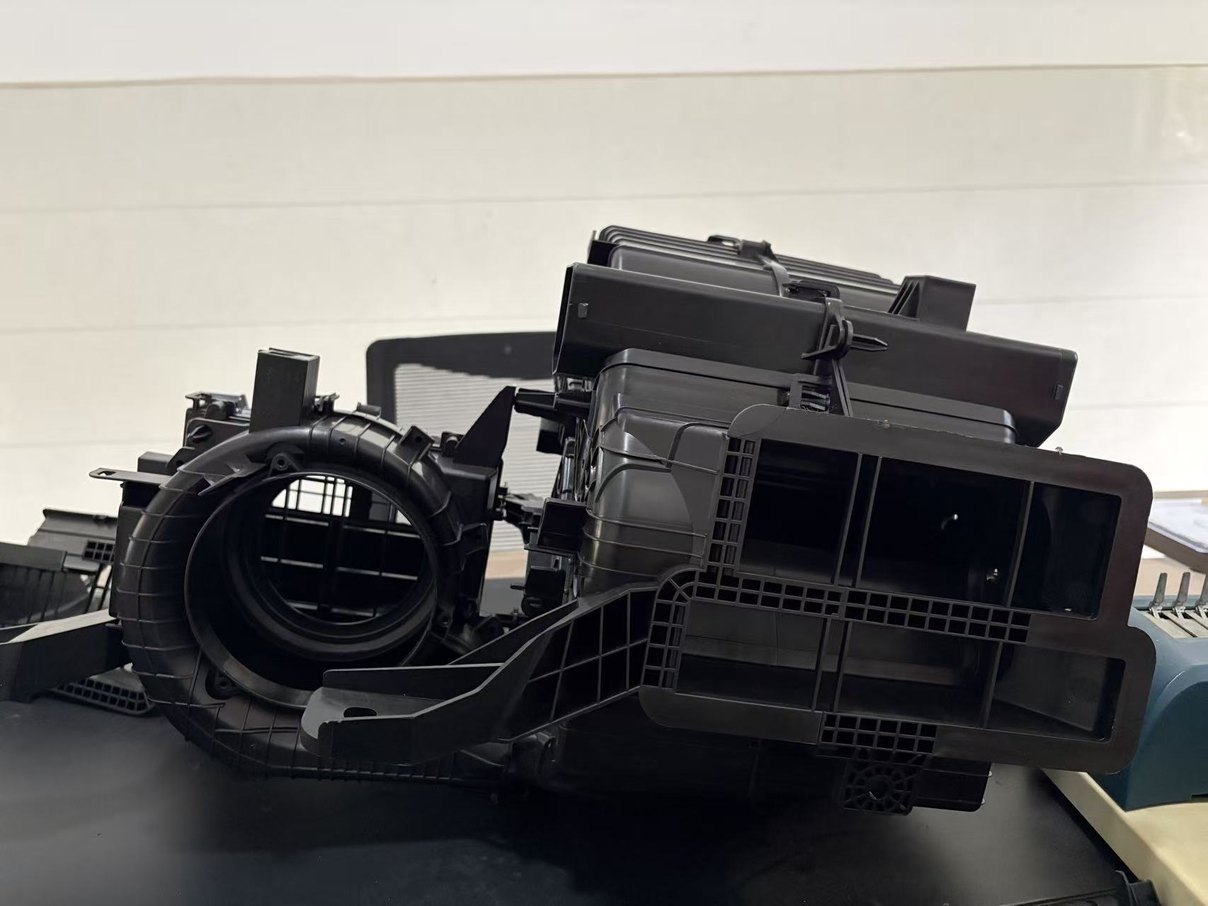 Air conditioning evaporator box