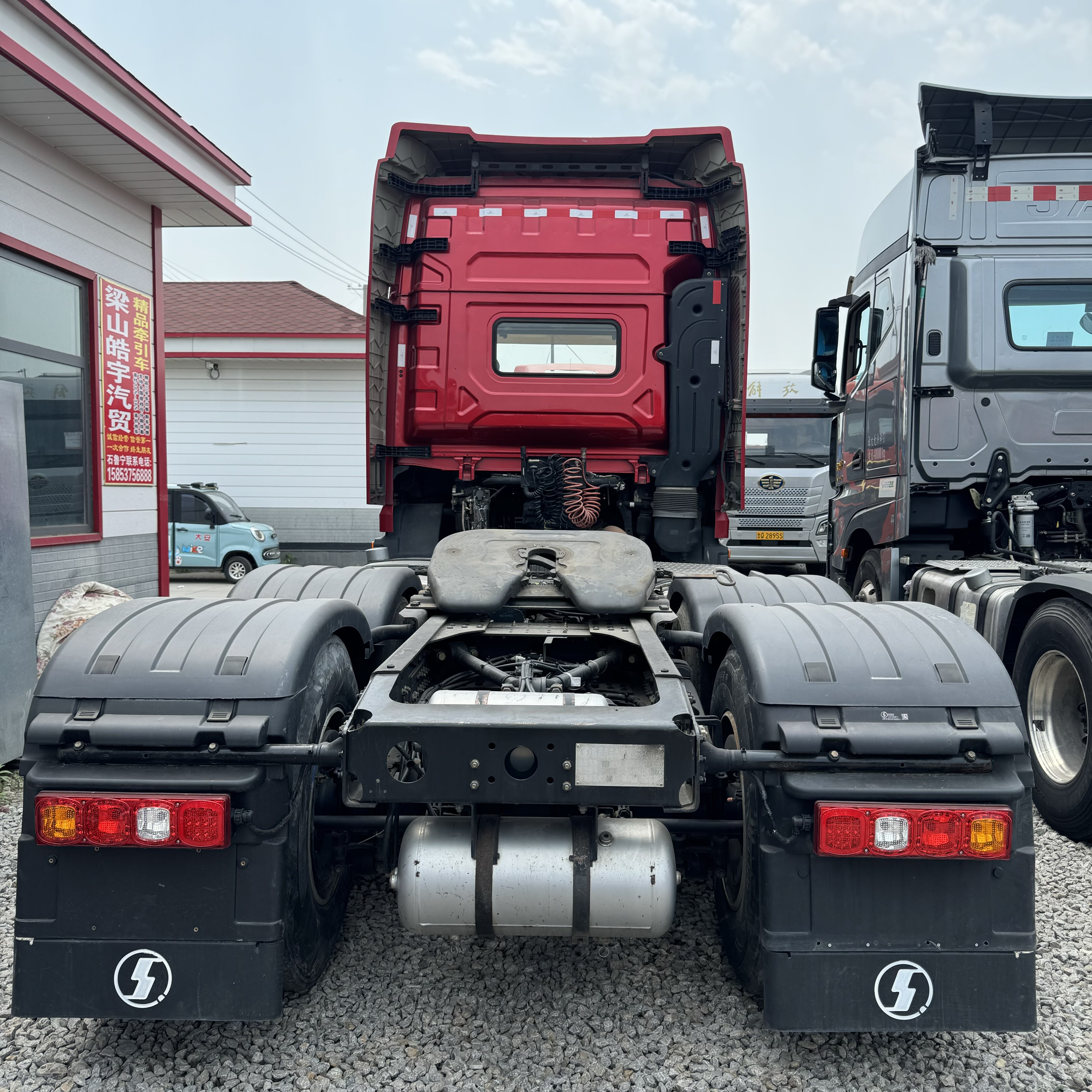 Camion tracteur Shacman